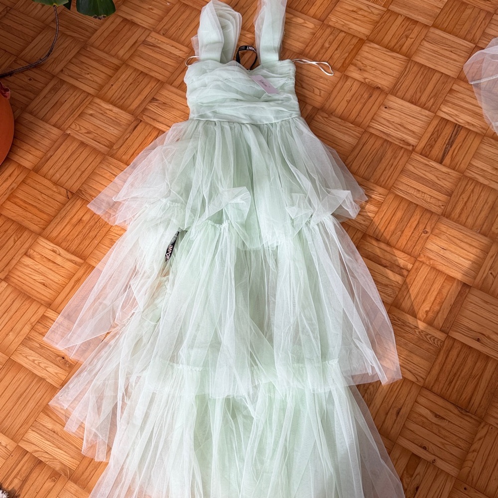 NWT Lace & Beads off shoulder high low tulle maxi dress in sage US 6 / UK 10 - Picture 4 of 5